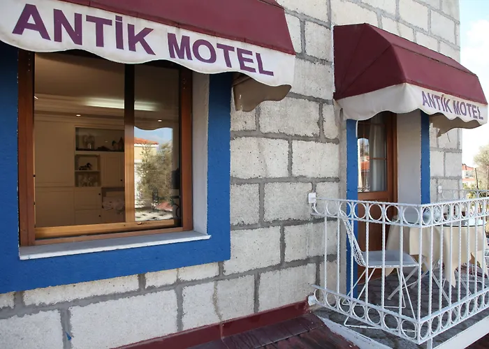 Antik מלון