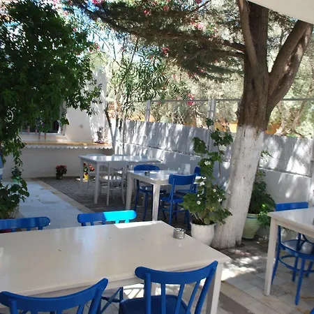 Antik Ξενοδοχείο Αλακάτι